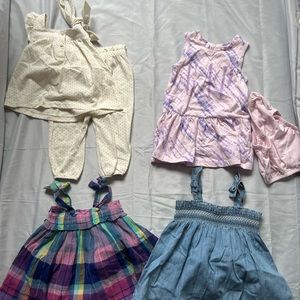 A1. Brand new Gap 6-12 month baby clothing bundle!